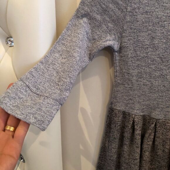 Grey dress - Picture 6 of 7